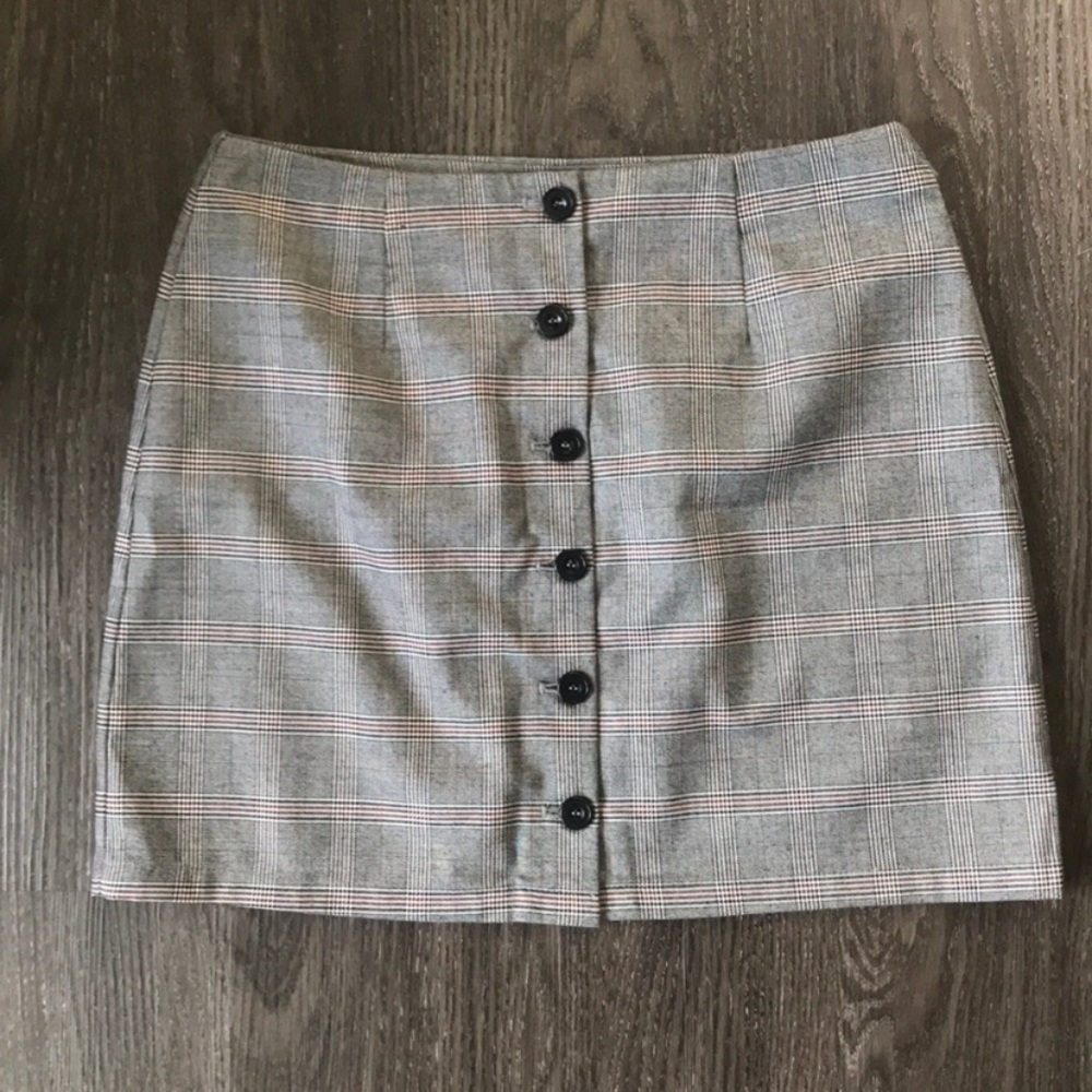 Forever 21 plaid mini skirt with buttons up front